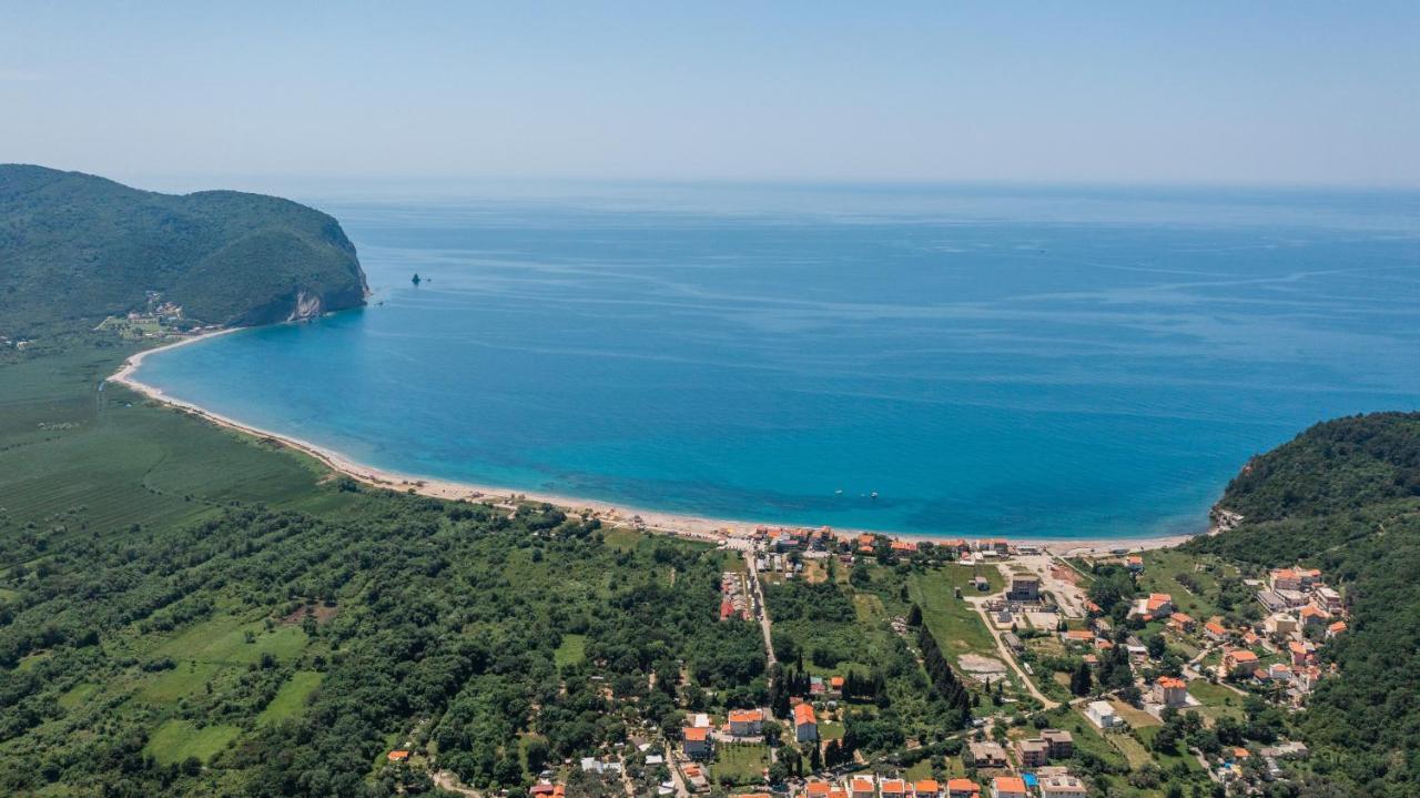 Villa Montenegrina Petrovac Eksteriør billede