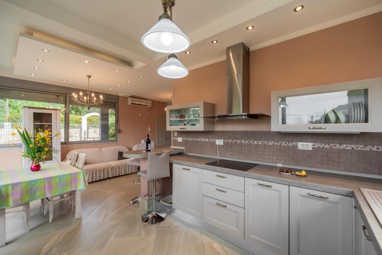 Villa Montenegrina Petrovac Eksteriør billede